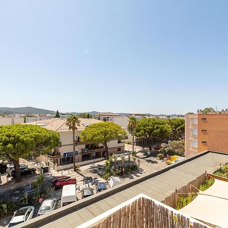 Le Blue Sea - Appt Classe 3 Etoiles A 650M De La Plage Le Lavandou Eksteriør billede