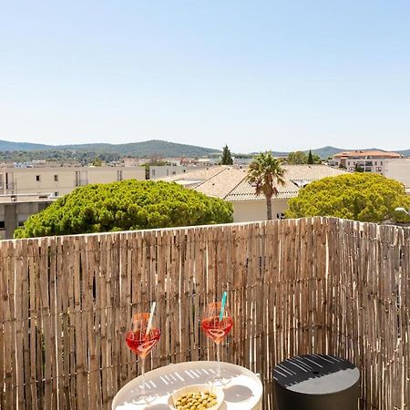 Le Blue Sea - Appt Classe 3 Etoiles A 650M De La Plage Le Lavandou Eksteriør billede
