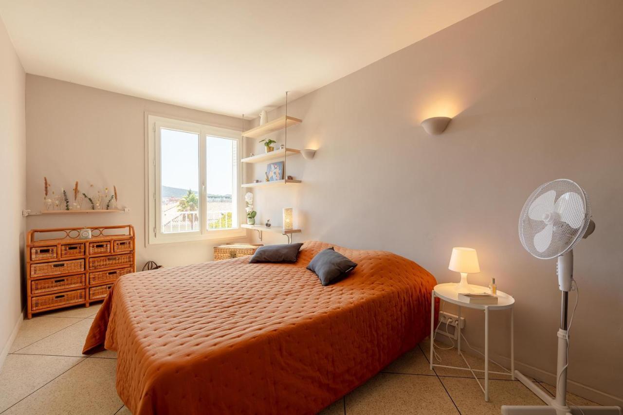 Le Blue Sea - Appt Classe 3 Etoiles A 650M De La Plage Le Lavandou Eksteriør billede
